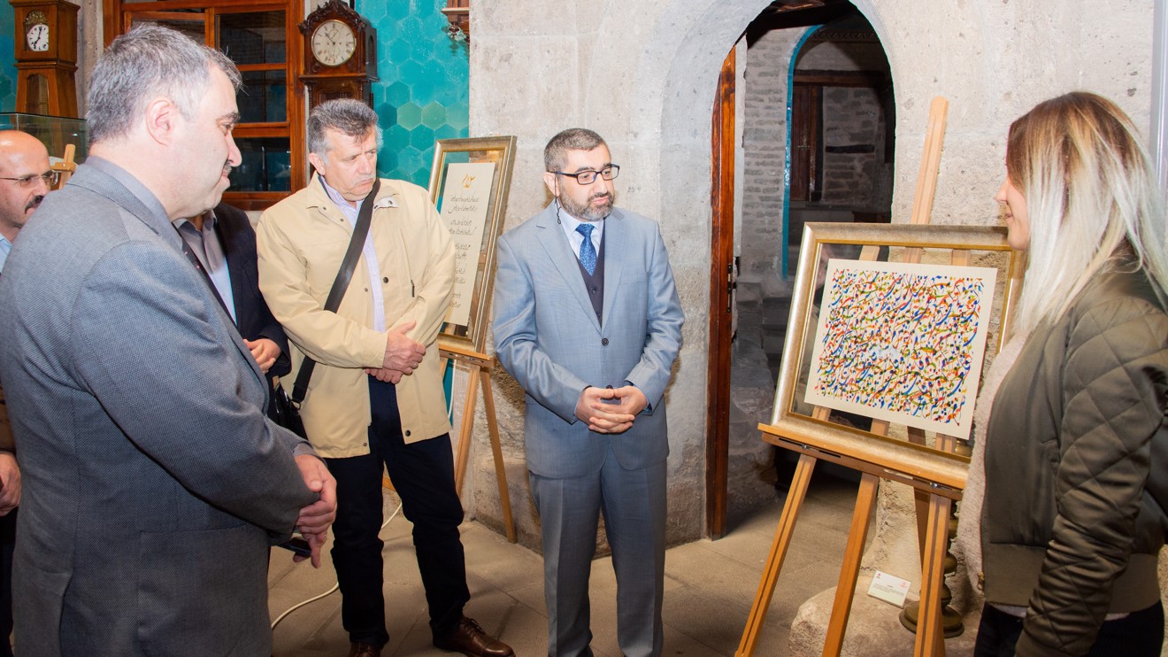 Yunus’un Dilinden Hüsn-i Hat Grup Sergisi, sanatseverlerle buluştu